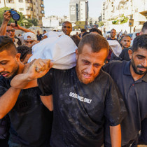 İsrail'den Gazze’de cenaze törenine saldırı: 8 ölü, 20 yaralı