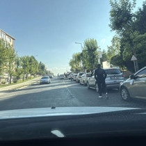 Eskişehir'de düğün konvoyu ambulansların çıkış yaptığı kapıyı kapattı: Vatandaşlar tepki gösterdi
