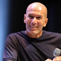 Zidane, Fransa'nın başında ilk maçına Türkiye karşısında çıkacak