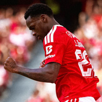 Jhon Duran, Benfica kariyerine hızlı başladı