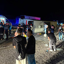 Kırıkkale'de yolcu otobüsü devrildi: 40 kişi yaralandı