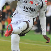 Eski Beşiktaşlı Yıldız Geri Dönüyor! Masuaku İçin Temaslar Başladı