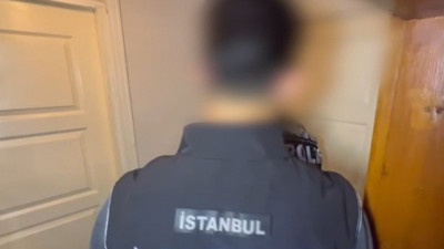 Küçükçekmece'de 90 kilogram uyuşturucu ele geçirildi; 3 kişi gözaltında