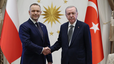 Cumhurbaşkanı Erdoğan, Polonya Cumhurbaşkanı Nawrocki'yi resmi törenle karşıladı