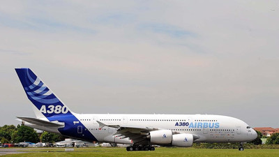 Airbus'ta 'kanat çatlağı' alarmı! A380'ler için acil denetim kararı