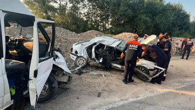 Amasya’da otomobil ile minibüs çarpıştı: 1 ölü, 3 yaralı