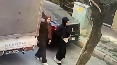 İstanbul'da güpegündüz ev soygunu; 3 kadın yakalandı