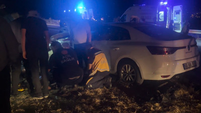 Tokat'ta iki otomobil çarpıştı: Çok sayıda yaralı var