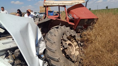 Çankırı'da otomobil traktöre çarptı: 3 kişi öldü, 1 kişi yaralandı