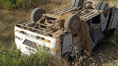 Tarım işçilerini taşıyan minibüs devrildi: Çok sayıda yaralı var