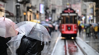 Meteoroloji il il sayıp uyardı: İstanbul dahil birçok kente sağanak yağış geliyor