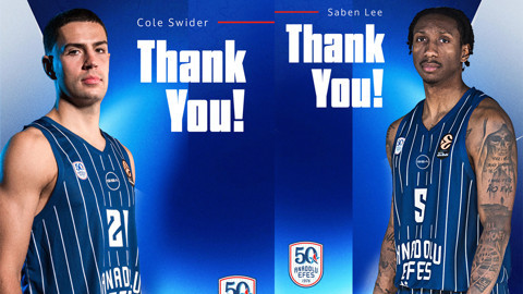 Anadolu Efes'te iki oyuncu takıma veda etti