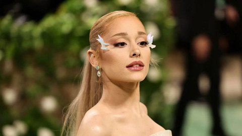 ABD'li şarkıcı Ariana Grande, eserini izinsiz kullanan Beyaz Saray'a tepki gösterdi