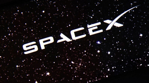 Elon Musk dünyanın ilk trilyoneri oldu