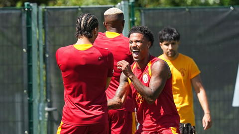 Galatasaray'da Wilfried Singo takımdan ayrı çalıştı
