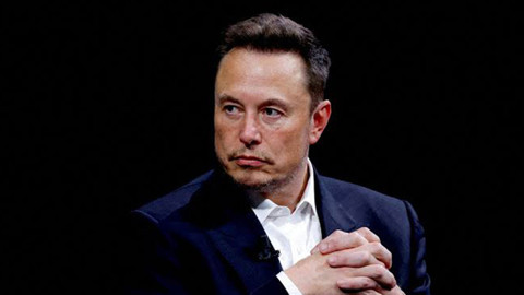 Musk’tan 2036 çıkışı, maaşlı düzene veda