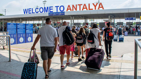 İşte sezondan manzaralar: Turist geldi ama hasılat sevindirmedi