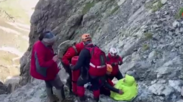 Verçenik Dağı'nda nefes kesen kurtarma