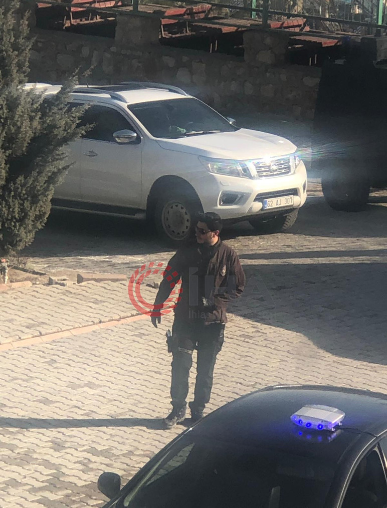 Mustafa Türkay Sonel'in silahlı fotoğrafı ortaya çıktı - Resim : 2