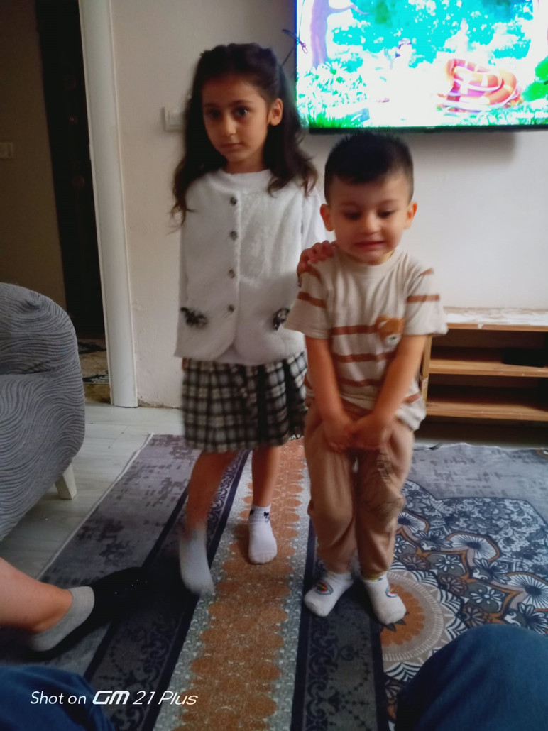 'Parka gidiyorum' diyerek evden ayrılan anne ve 3 çocuğundan 2 gündür haber alınamıyor - Resim : 2
