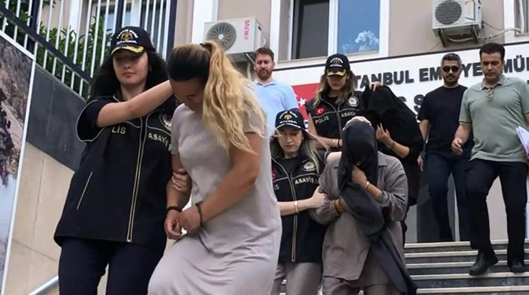 İstanbul'da güpegündüz ev soygunu; 3 kadın yakalandı - Resim : 1