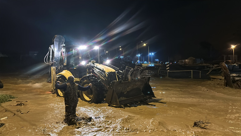 Kepez Çayı taşması