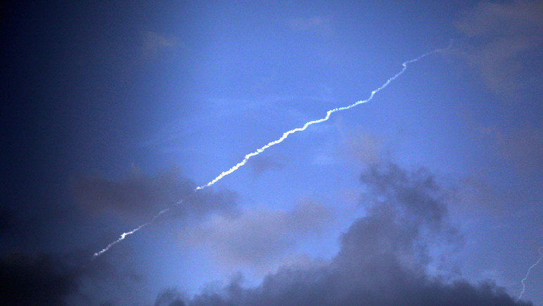 ABD ve İsrail'den İran'a saldırı... İran'dan misilleme! - Resim : 2