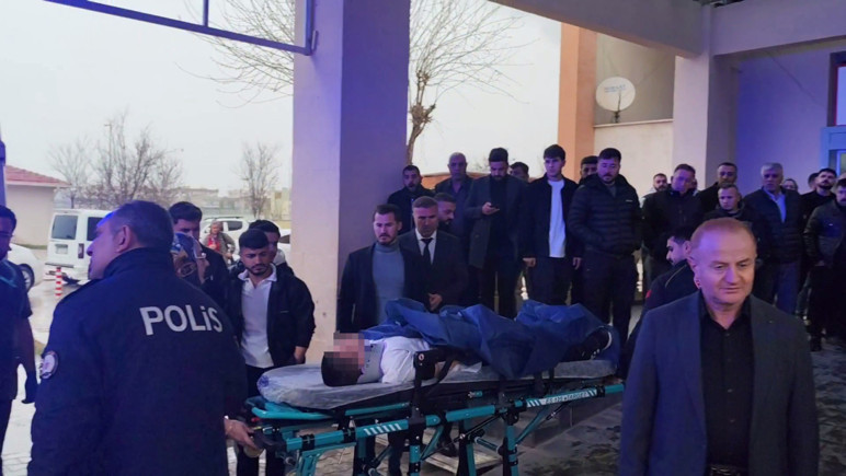 Şırnak’ta okul servisi şarampole devrildi: Çok sayıda yaralı var - Resim : 1