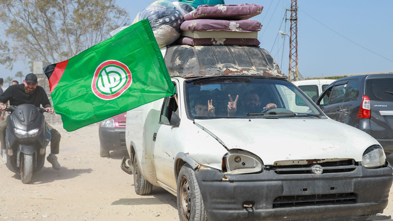 10 günlük ateşkes yürürlüğe girdi: Lübnanlılar güneydeki evlerine dönüyor - Resim : 2