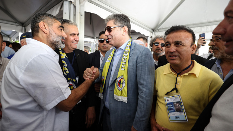 CANLI | Fenerbahçe yeni başkanını seçiyor: Aziz Yıldırım ve Hakan Safi başkanlık için yarışıyor - Resim : 4