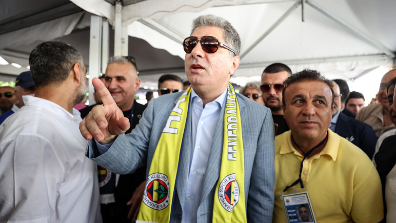 CANLI | Fenerbahçe yeni başkanını seçiyor: Aziz Yıldırım ve Hakan Safi başkanlık için yarışıyor - Resim : 2