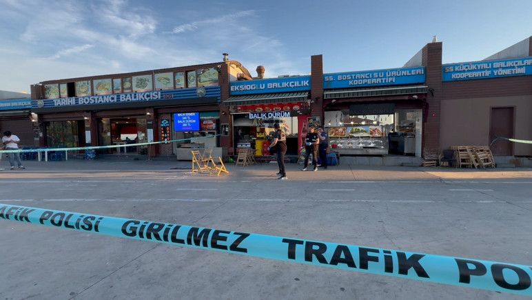 İstanbul Kadıköy’de balık restoranına silahlı saldırı - Resim : 1