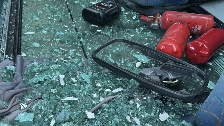 Sakarya'da tır ile çarpışan işçi midibüsü devrildi: Çok sayıda yaralı var - Resim : 1