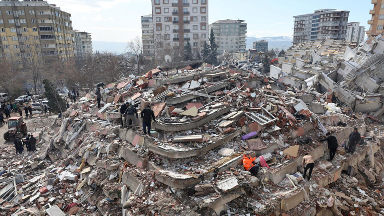 Marmara için zaman kavgası! 300 kilometrelik deprem polemiği - Resim : 2