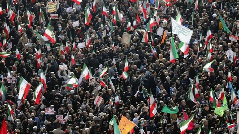 İran'da rejim alarmda! Yeni protesto dalgası mı? - Resim : 2