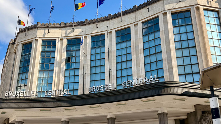 AB alarm veriyor! Brüksel'in dijital imparatorluğu - Resim : 2