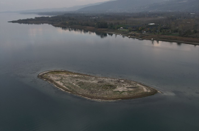 Suya hasret topraklar, Sapanca Gölü'nün son çırpınışları! - Resim : 2