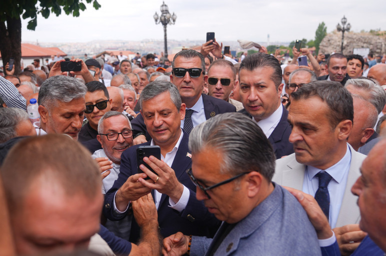Özgür Özel duyurdu: Yeni Parti resmen kuruldu - Resim : 2