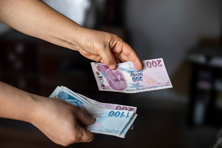 Enflasyon 2'ye kilitlendi! Maaş eriyor fiyatlar direniyor - Resim : 2