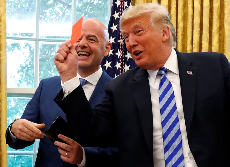Trump'ın 'kırmızı kart' telefonu, Dünya Kupası'nda siyasi fırtına kopardı - Resim : 2
