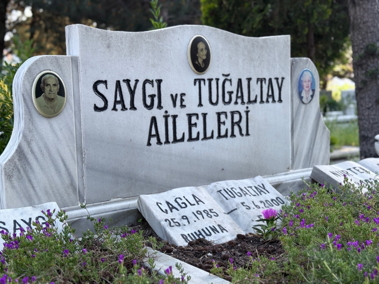 Çağla Tuğaltay cinayetinde kritik gelişme: Ölen komşusunun mezarı açıldı - Resim : 2