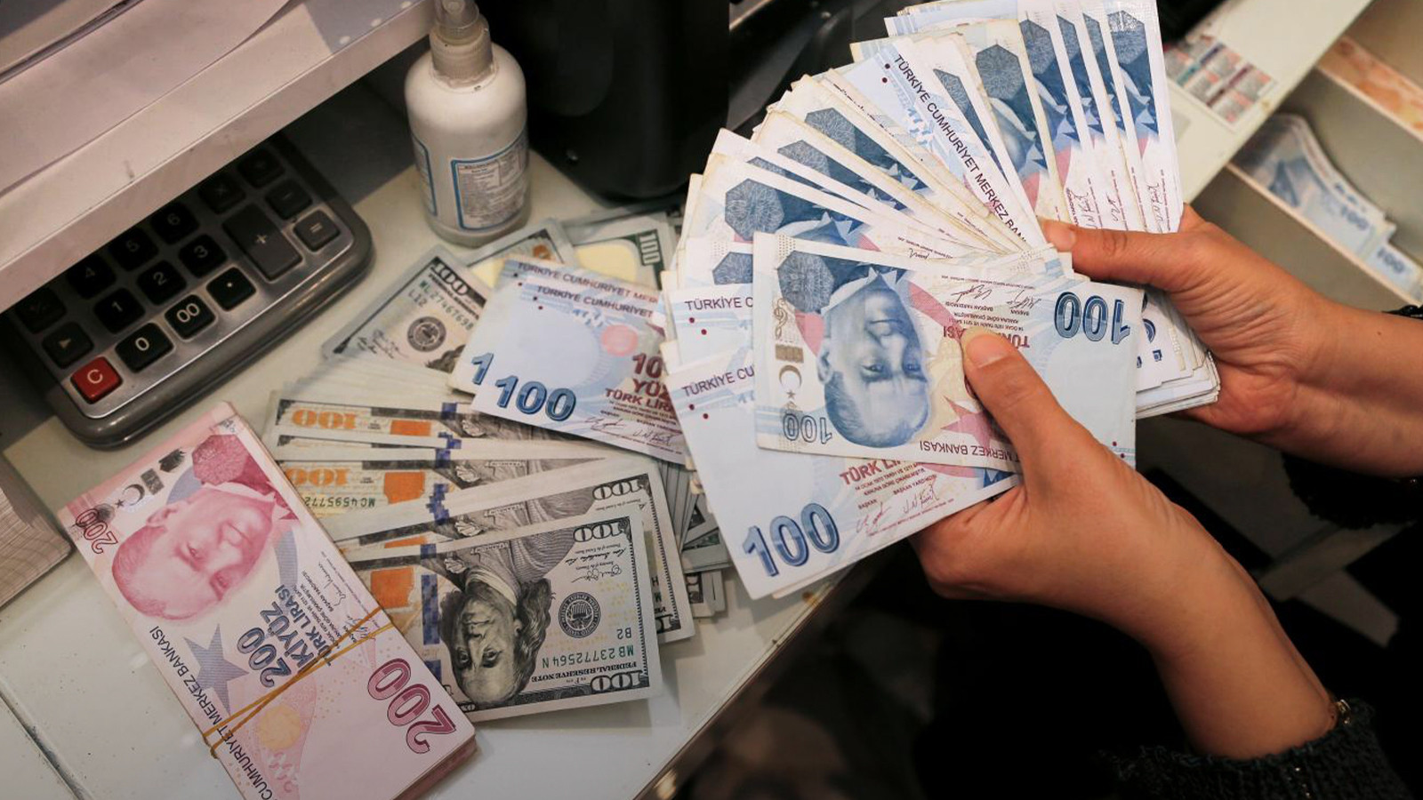 İlk çeyreğin nabzı, enflasyon beklentinin üzerinde