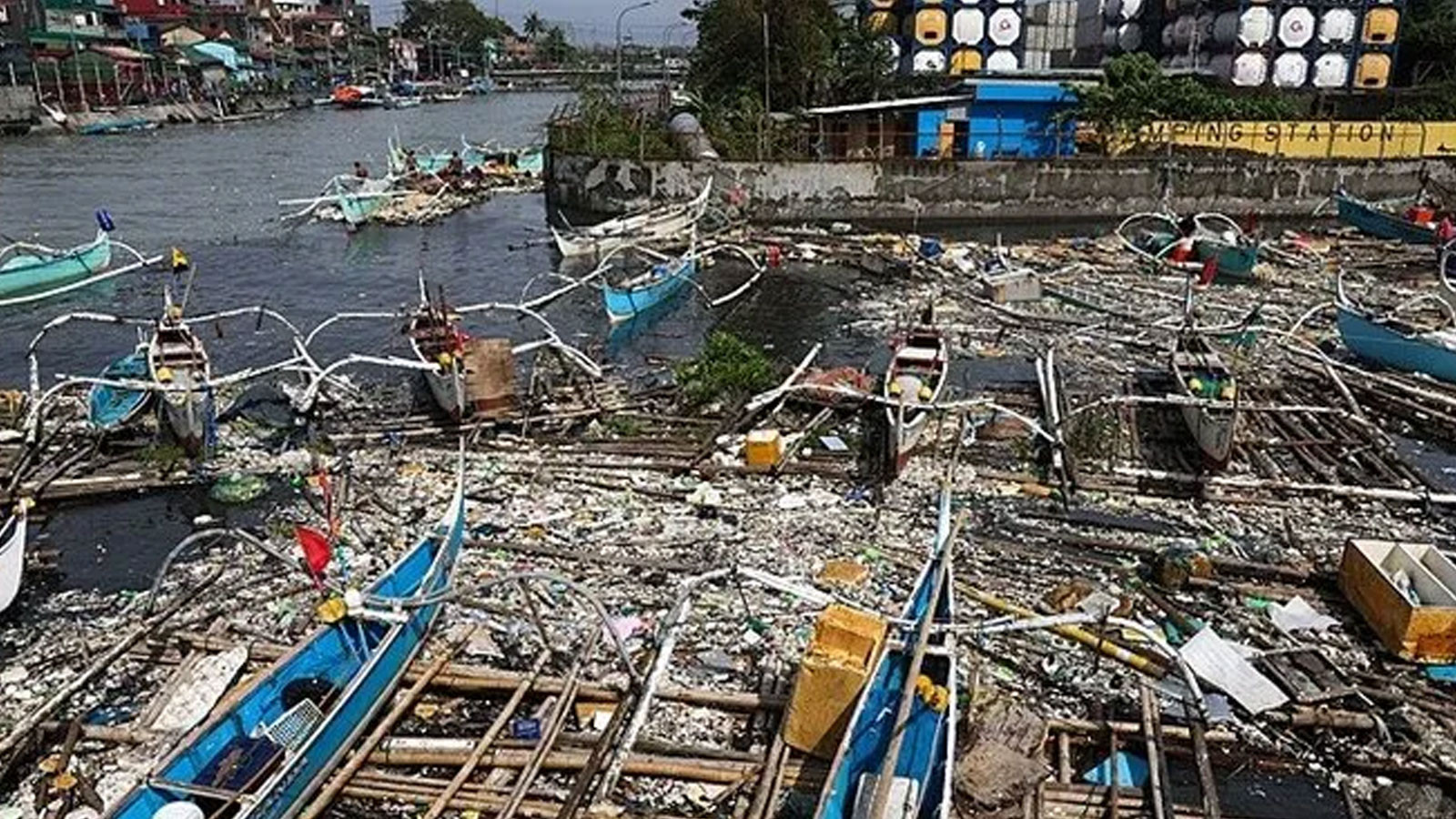 Filipinler'de Fung-wong Tayfunu nedeniyle hayatını kaybedenlerin sayısı 27'ye çıktı