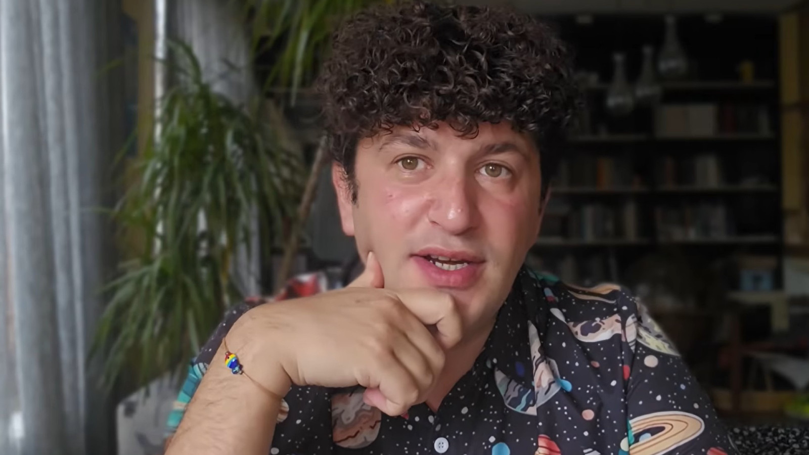 Dinçer Güner 'akrep' dedi, uyardı:  Eski sevgililer geri geliyor!