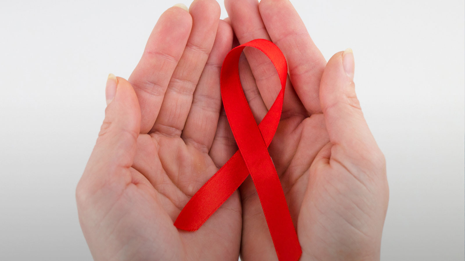 AIDS'in çözümü toplum bilinçlenmesi