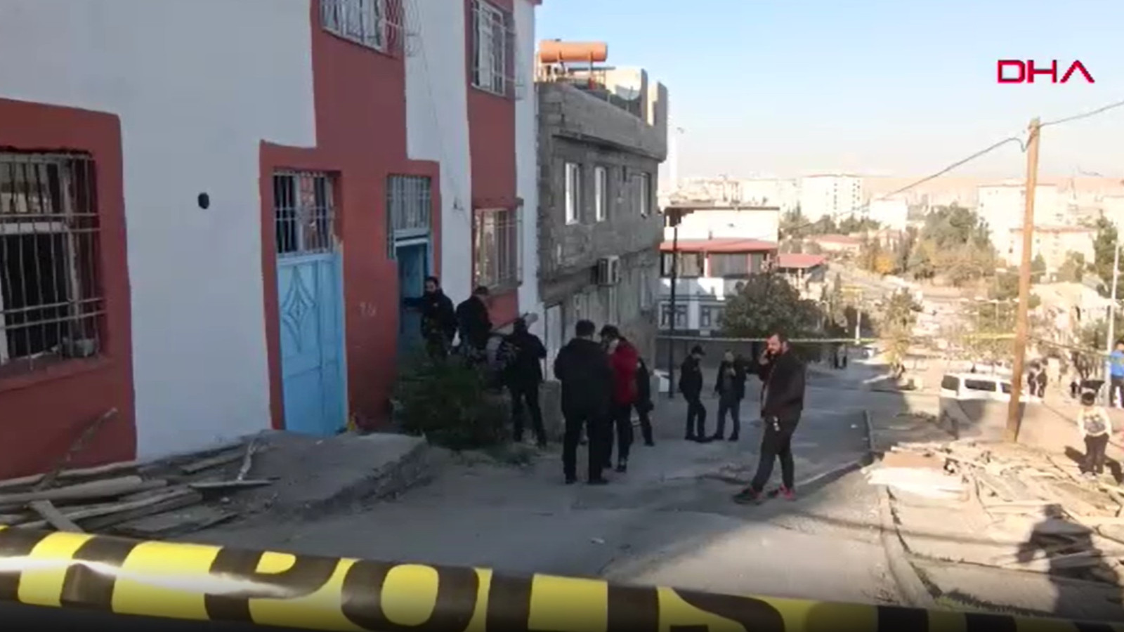 Gaziantep'te erkek vahşeti: Boşandığı kadını çocuklarının yanında katletti