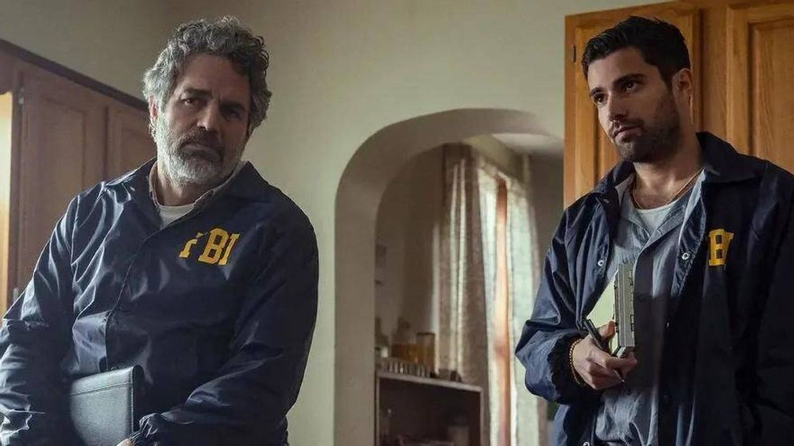 Task: Sevilmek istemediği için sevilen bir dizi