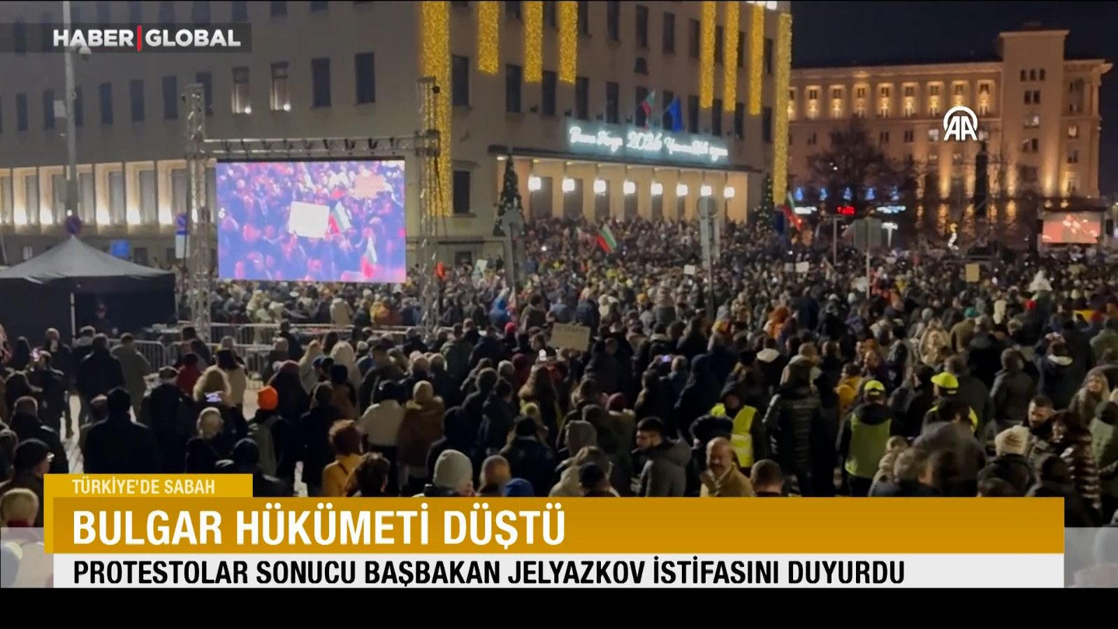 Bulgar hükümeti düştü!