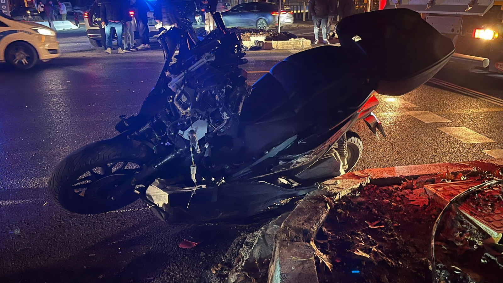 Muğla'da motosiklet TIR'a çarptı: 1 ölü