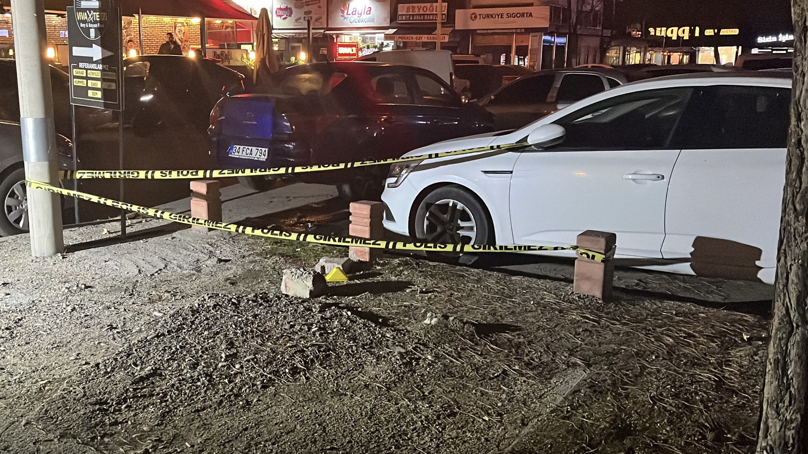 Husumetli iki grup arasında çıkan kavga kanlı bitti